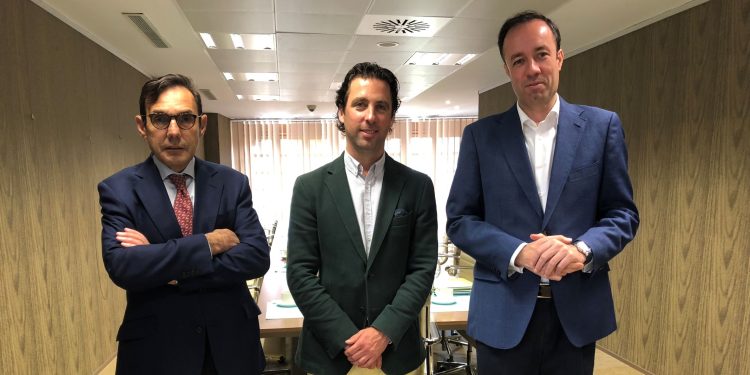 Manuel Fueyo Bros, Roberto Fernández Llera y Eduardo Rodríguez Enríquez.