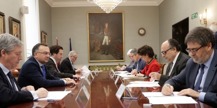 Las instituciones fiscalizadoras renuevan su colaboración en la gestión de la información sobre cuentas, contratos, convenios y control interno de las entidades locales