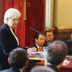 20250423_20Aniversario-NachoVela (5) Paloma Biglino Campos, durante su conferencia con motivo del 20º aniversario de la Sindicatura de Cuentas del Principado de Asturias. / Nacho Vela