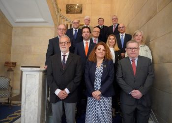 Asistentes a la reunión de la Comisión de Coordinación para el impulso de la Administración Electrónica, celebrada en Madrid.