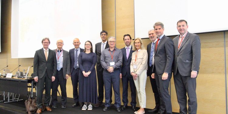 Miembros del Comité Directivo durante el XII Congreso y Asamblea General de Eurorai, celebrado en Ginebra.
