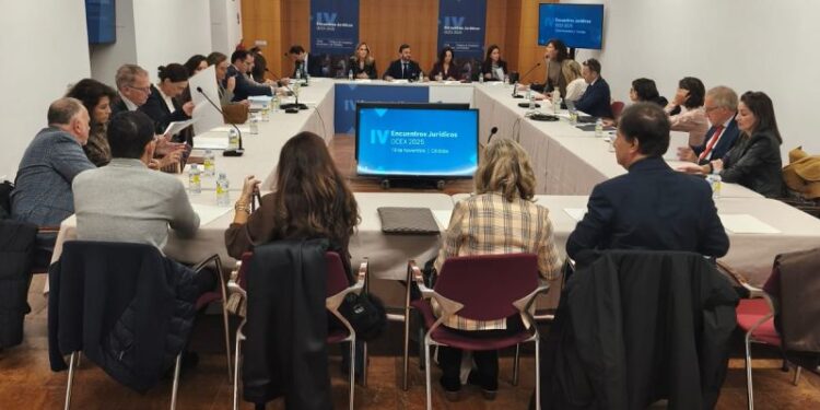 Asistentes a los Encuentros Jurídicos de los OCEX, que se celebran en el Palacio de Congresos de Córdoba.